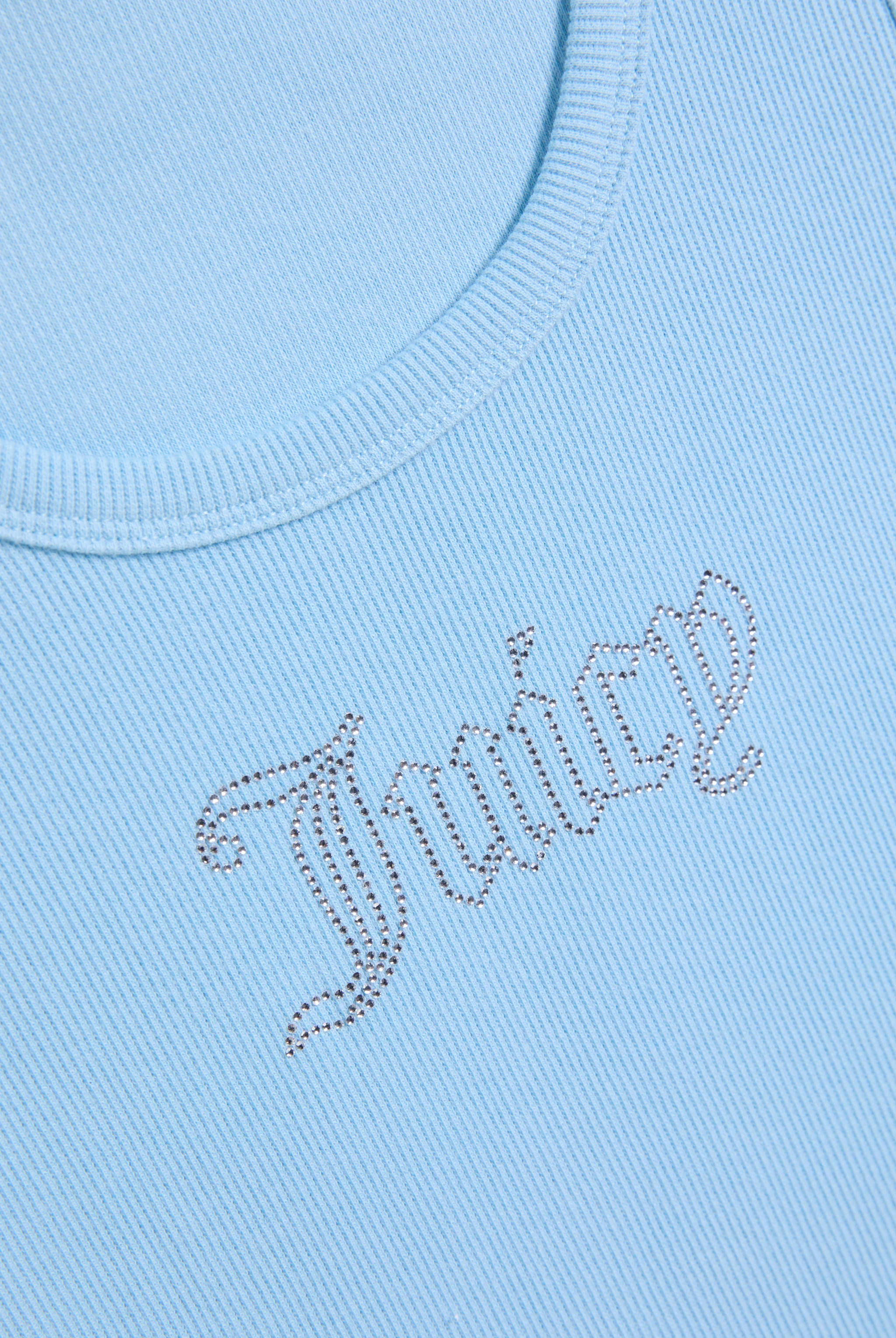 Canotta in jersey a costine con logo Juicy in strass tono su tono colore Celeste - Image 3