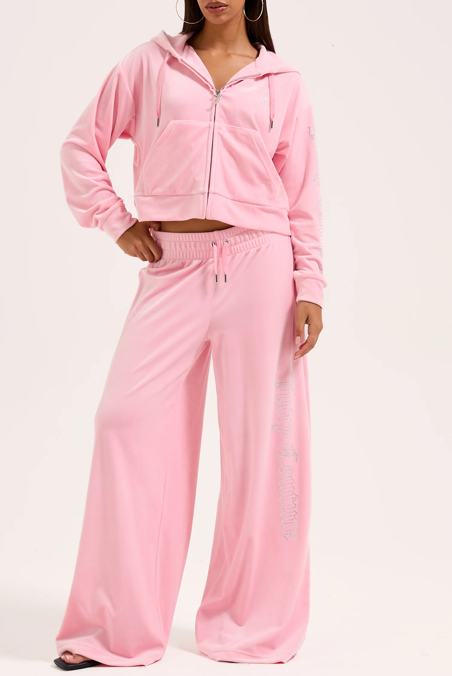 Felpa crop oversize Iccle con cappuccio e logo Juicy Couture in diamanti Rosa Juicy - Image 5