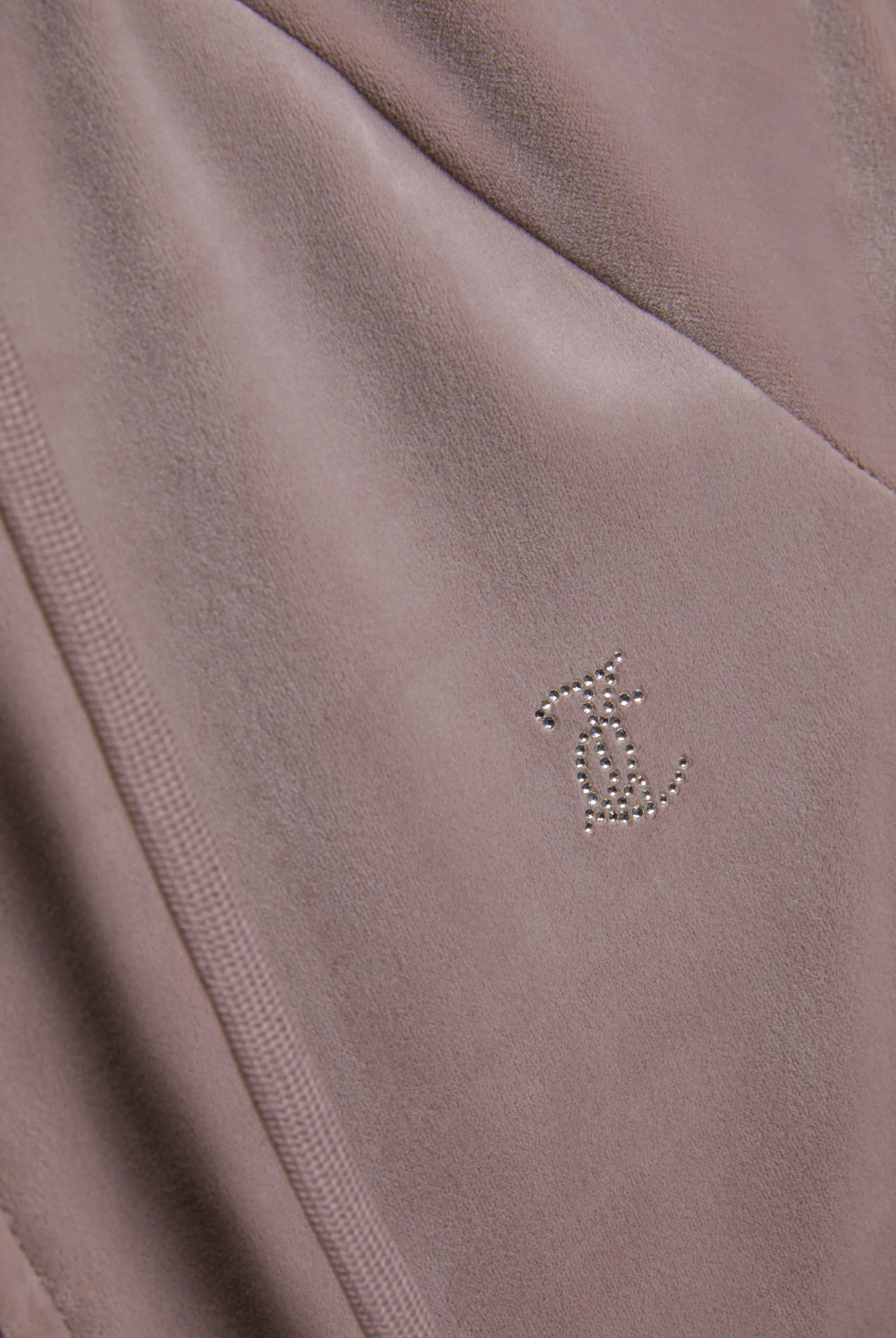Felpa in velluto Madison con logo Juicy in strass tono su tono colore Beige - Image 8