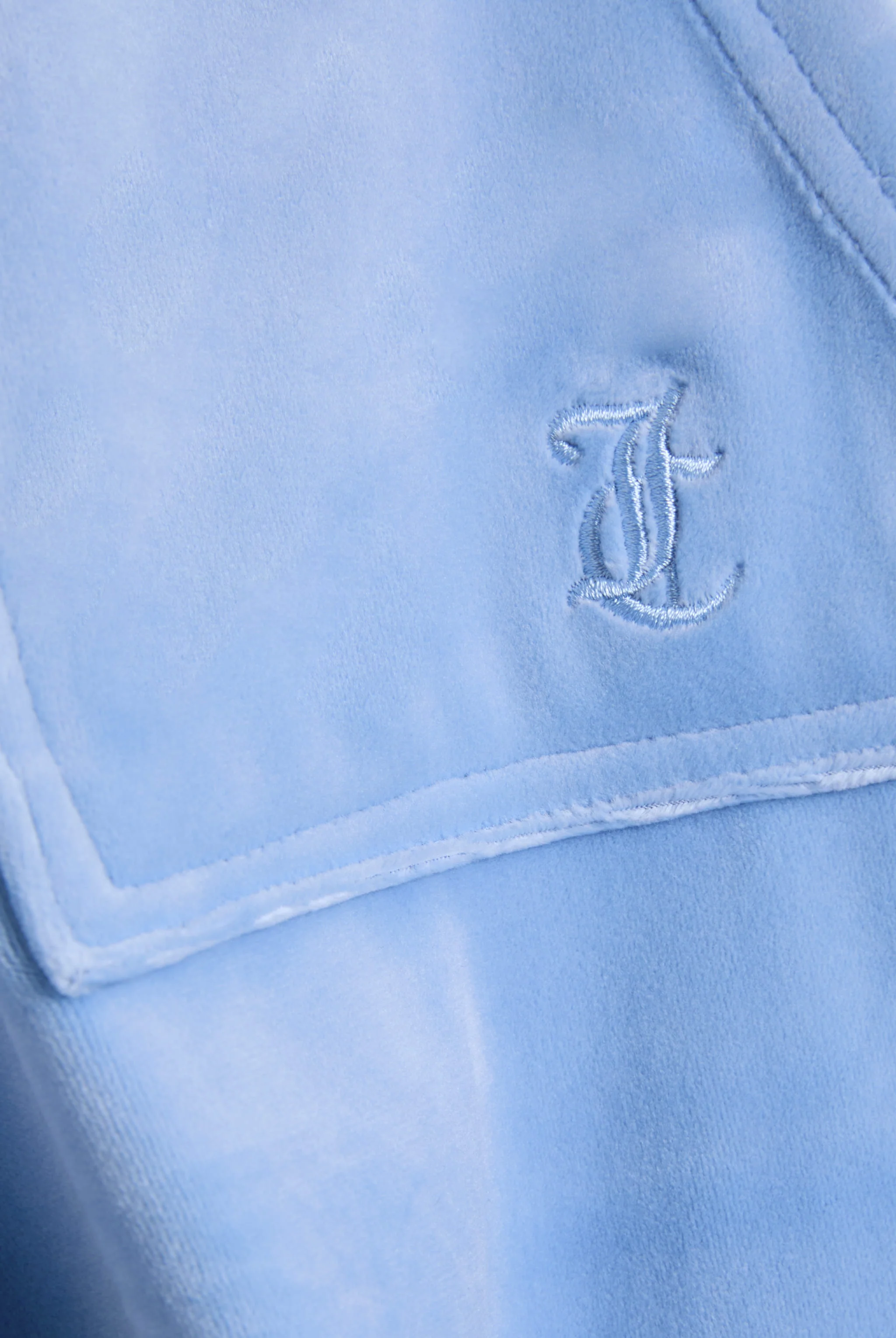 Pantalone in velluto Layla a zampa a vita bassa con tasche color azzurro - Image 8