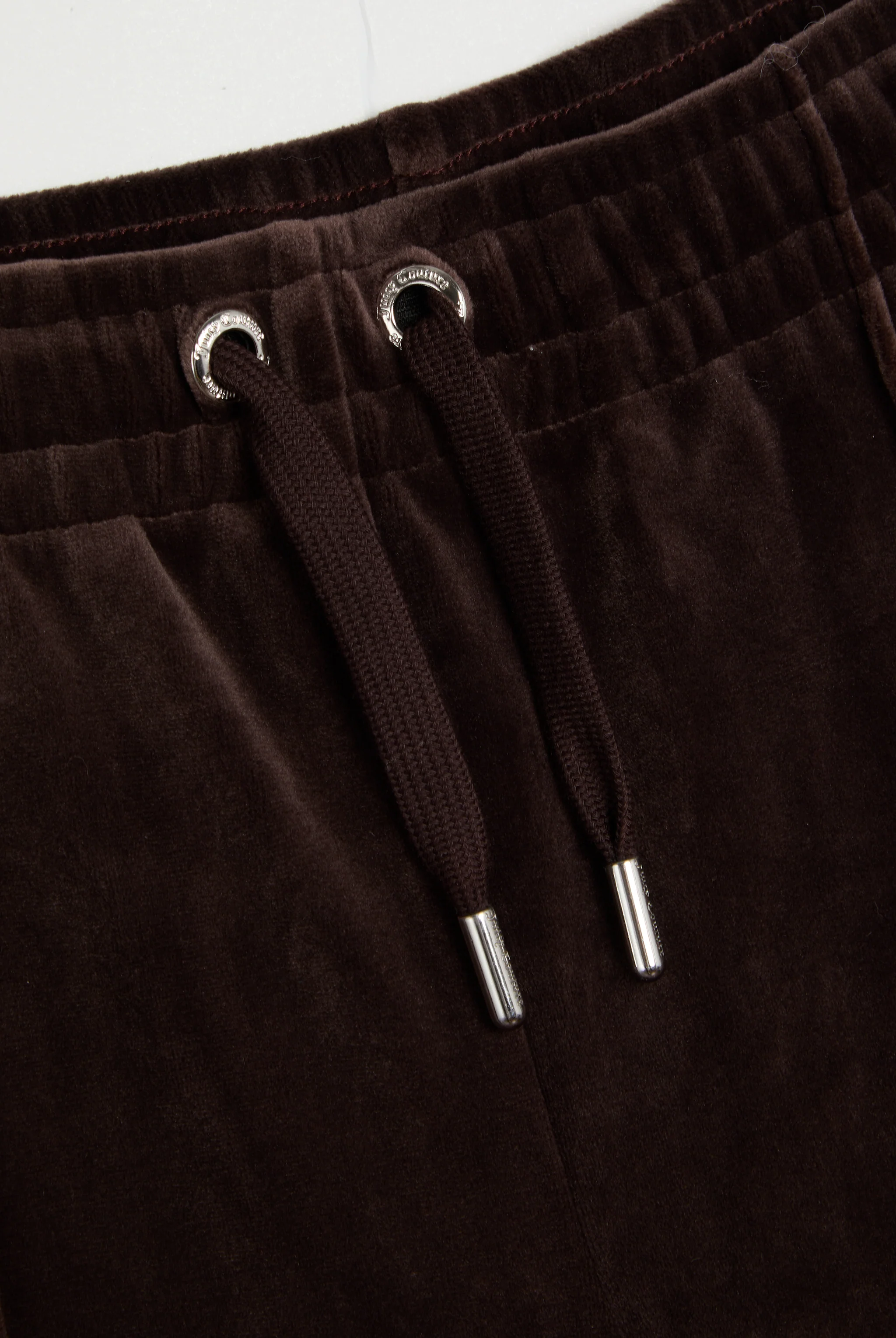 Pantalone Tina Outline a vita media con logo Juicy in diamanti  Marrone - Image 7