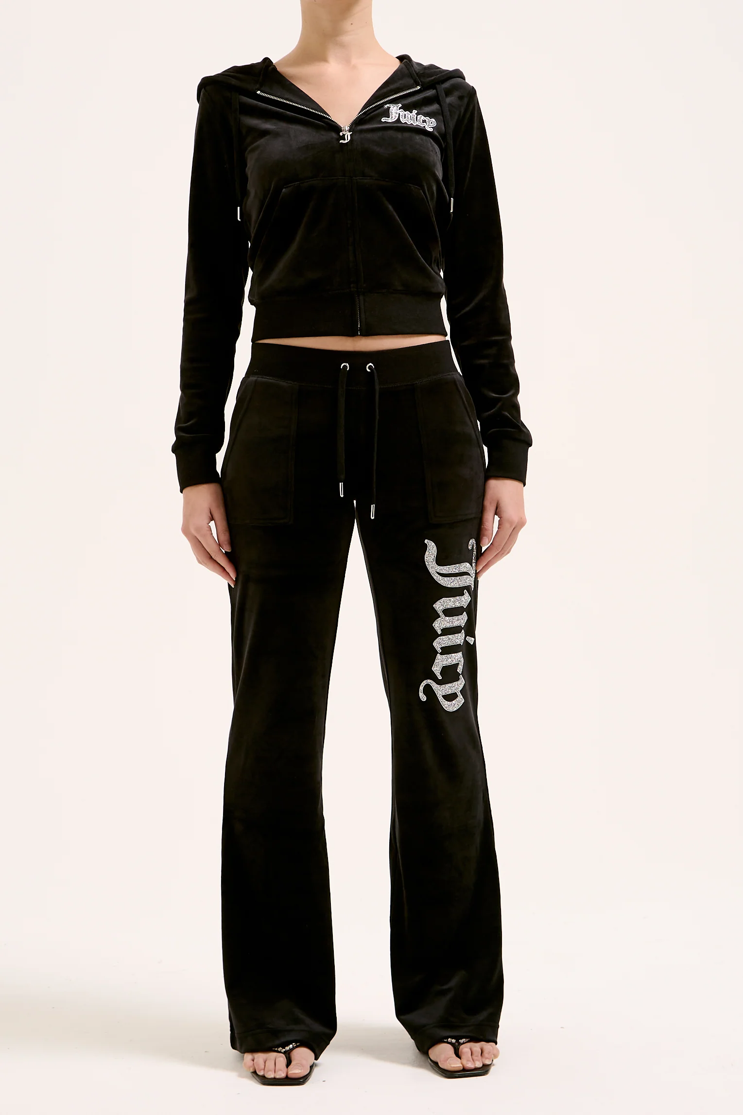 Pantaloni Layla Nero a vita bassa con logo strass - Image 3