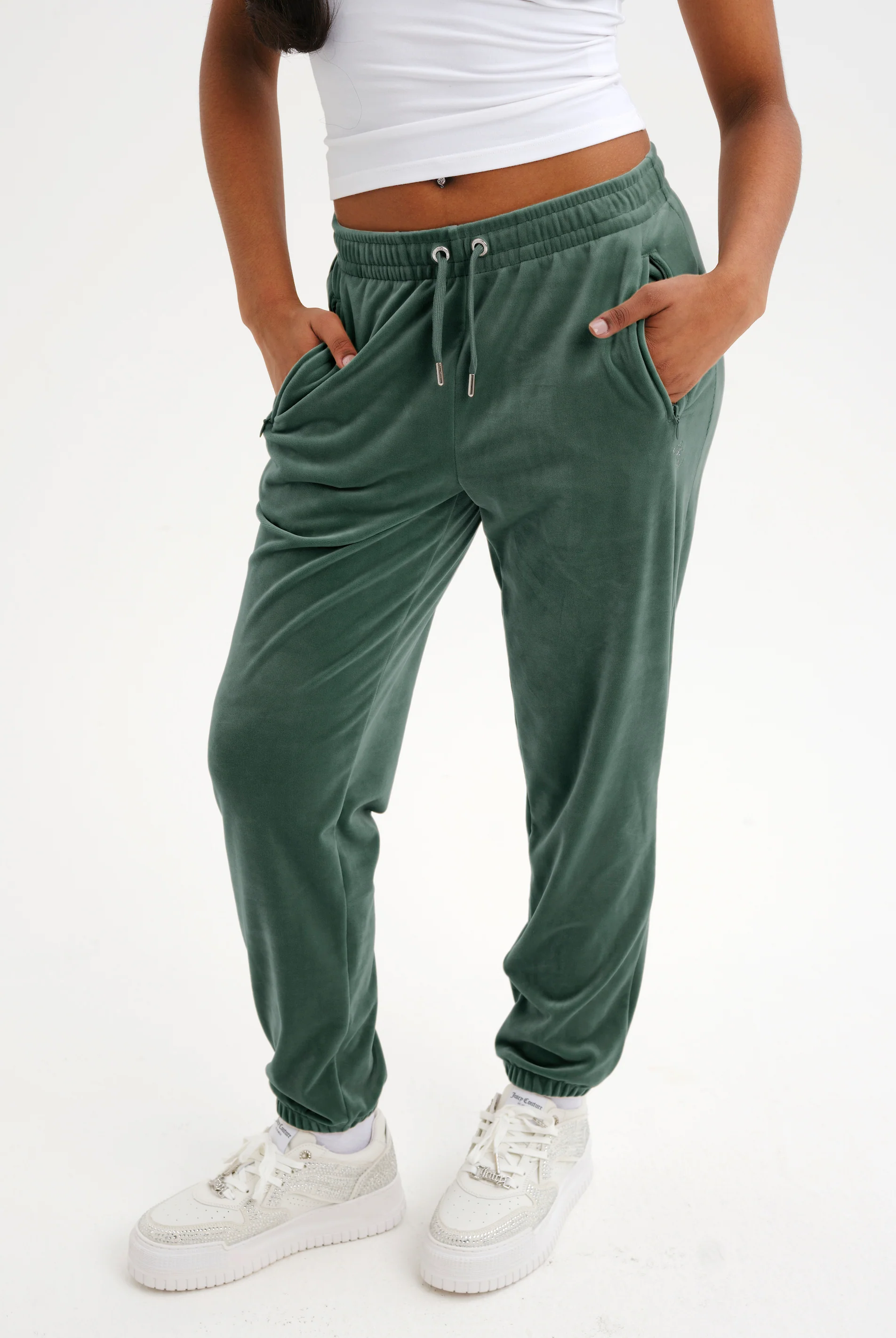 Pantaloni Lilian Verde foresta con elastico al fondo e logo strass - Image 3