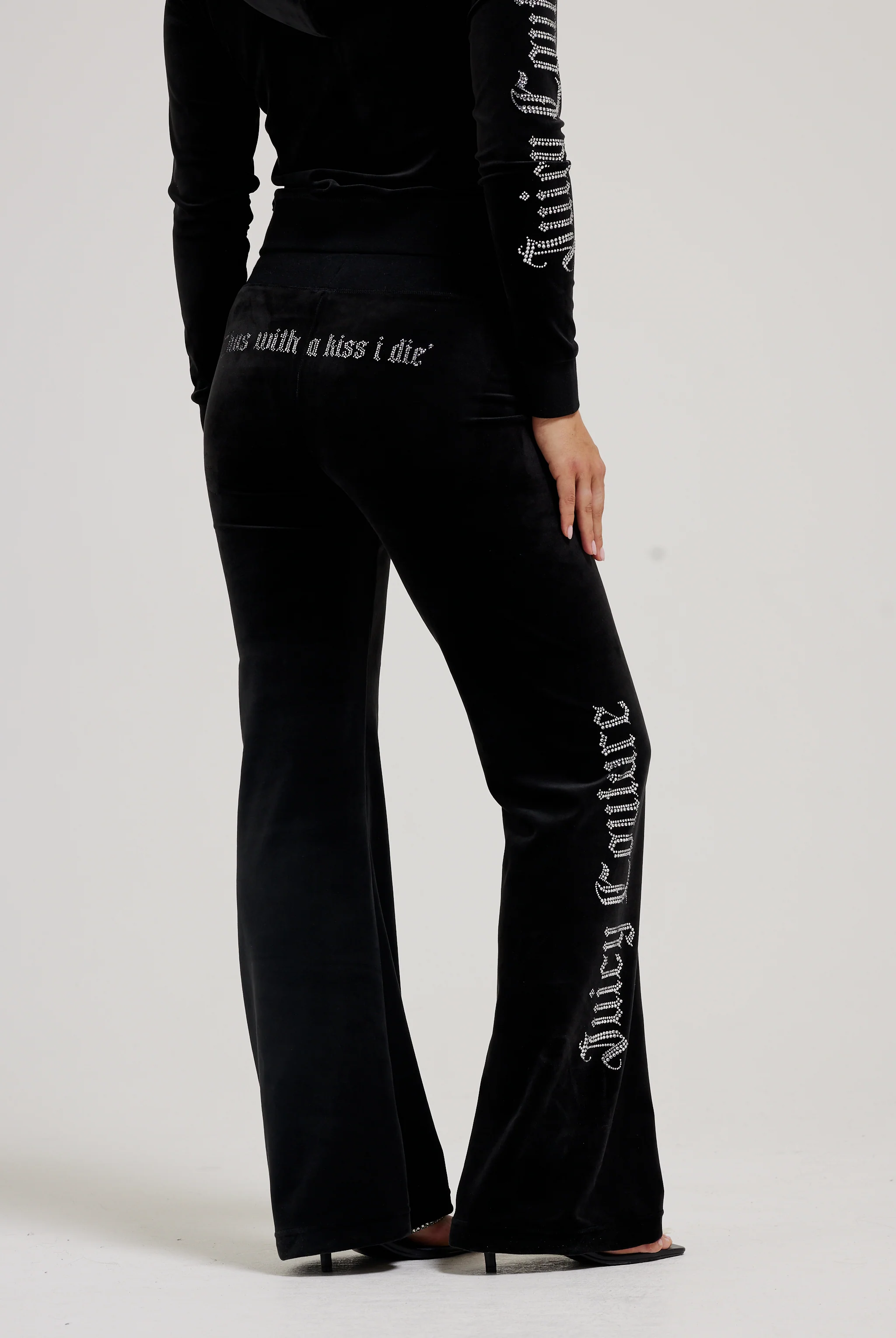 Pantaloni Nero a gamba larga con logo strass Sacred Heart - Image 7