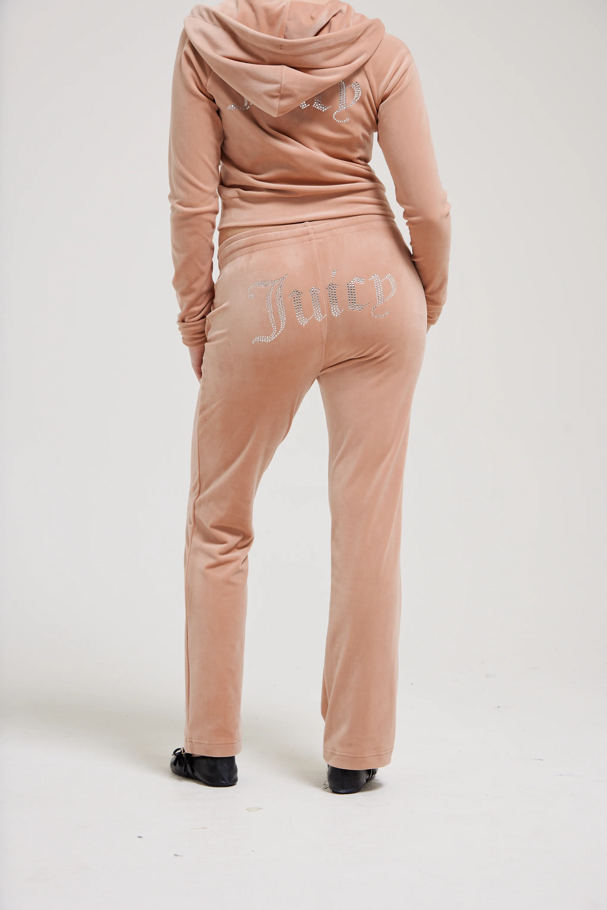 Pantaloni Tina Beige miele con maxi logo strass - Image 4