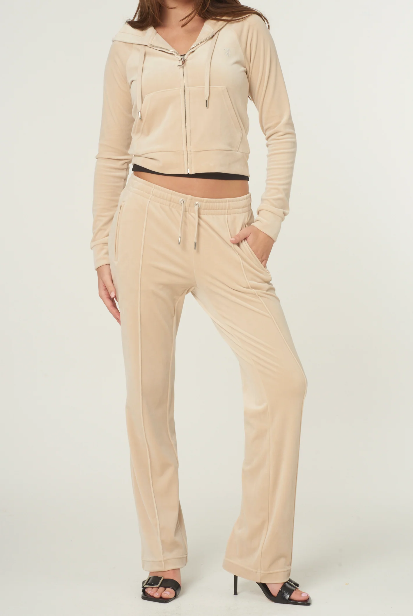 Pantaloni Tina Beige sabbia con maxi logo strass - Image 2