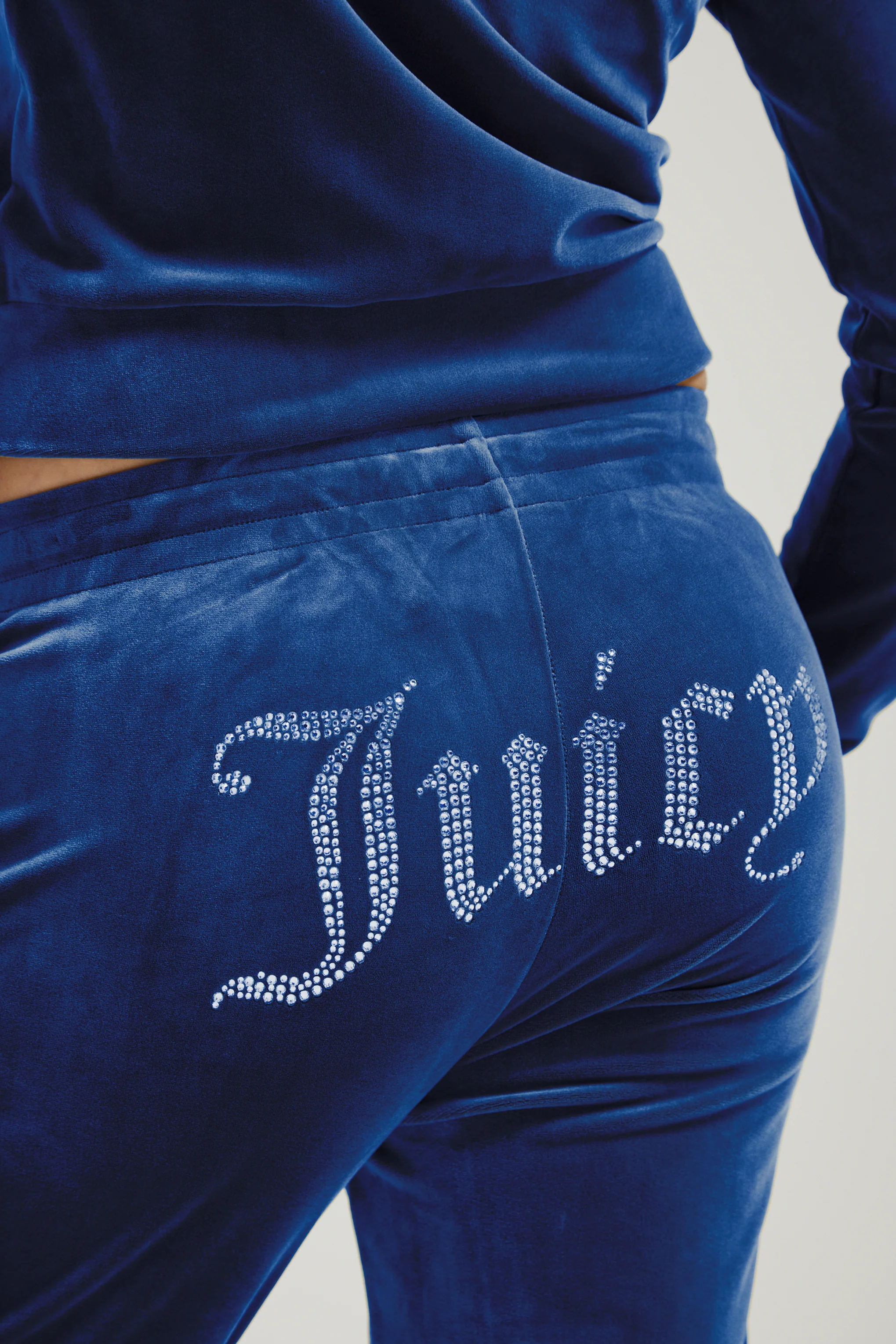 Pantaloni Tina Blu Royal con maxi logo strass - Image 3
