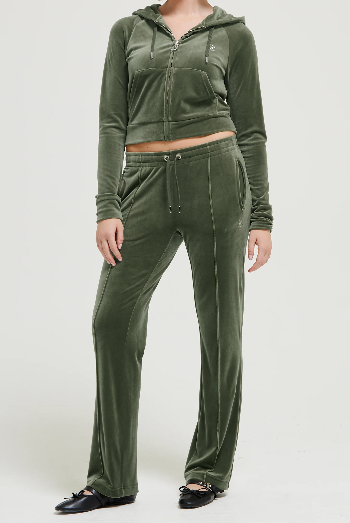 Pantaloni Tina Verde foresta con maxi logo strass - Image 3