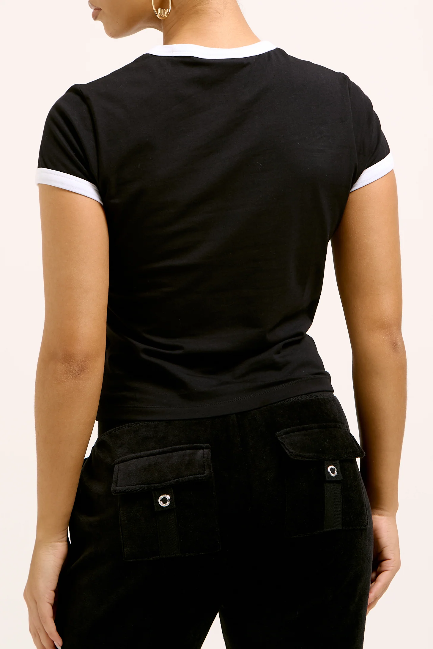 T-Shirt I 'Kiss' Nera con logo - Image 4